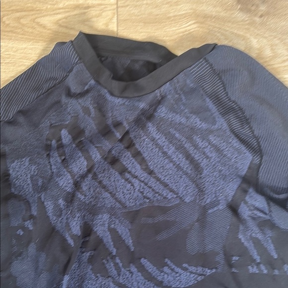 Adidas Dark blue and Gray Short Sleeve Tee - Picture 3 of 7